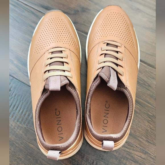 Men's Brown Leather Sneakers - Picture 4 of 12